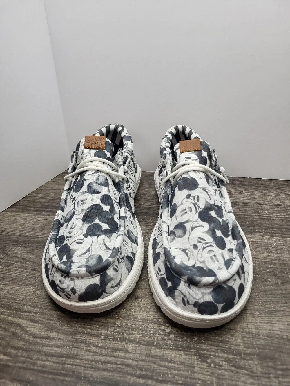 NEW Hey Dude Mickey Mouse Disney Print Wally Shoes Sz 13 B Grade